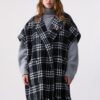 Poncho Comprido Jacquard Liu Jo Preto 2F6044-T2742-09Z23 - imagem 2