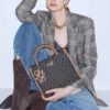 Mala Shopper Ridhi S Monograma Liu Jo Castanho Escuro AF6192-T378A-00533 - imagem 4