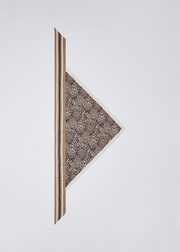Triangular bandana