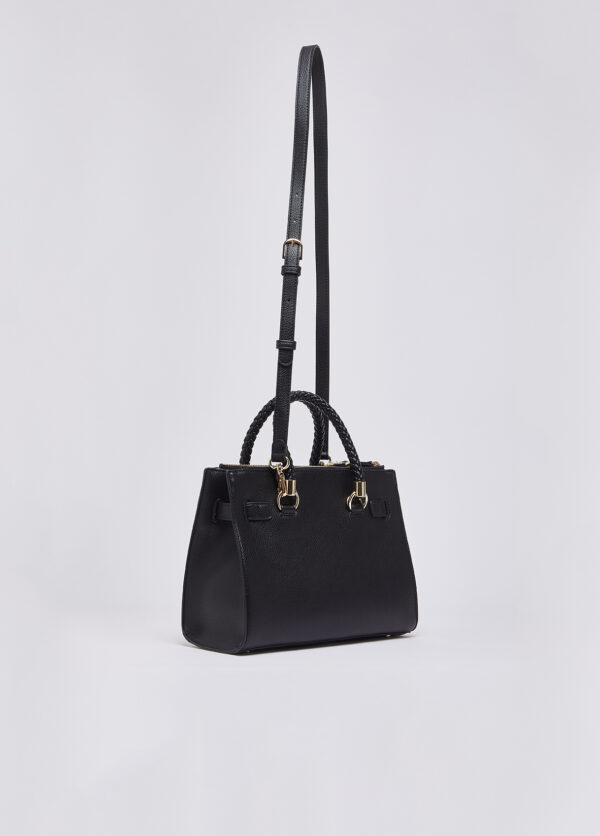Bolsa pequena tipo pasta com pingentes